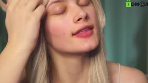 Sunnheart online show from 02.12.25