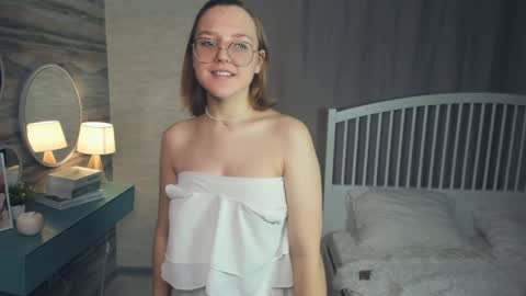 Lizbeth or Lizzy online show from 12.14.24