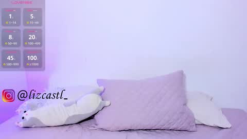 lizcastl online show from 12.03.25