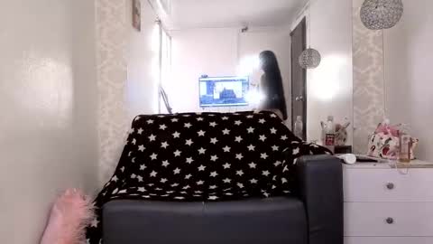 Snapshot of lizha_milf chatting on 11.19.25 Lizha online show from 11.19.25