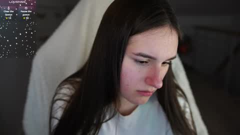 Snapshot of lizzi_fox chatting on 02.04.26 Lizi-Fox online show from 02.04.26