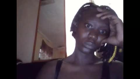 Snapshot of lizzie2020 chatting on 06.02.26 lizzie2020 online show from 06.02.26