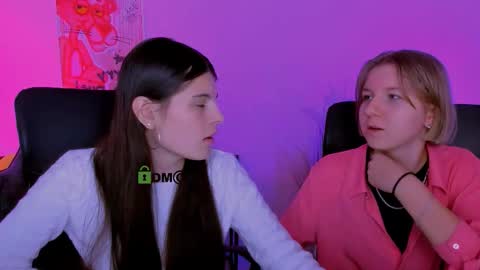 Snapshot of lizzie_boom chatting on 12.15.25 lizzie_boom online show from 12.15.25