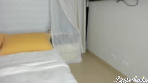 Snapshot of lizzieamber chatting on 02.26.25 lizzieamber online show from 02.26.25