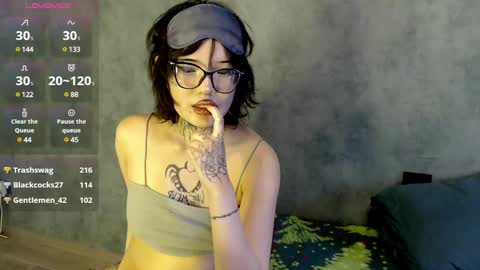 LizzieLight online show from 12.16.24