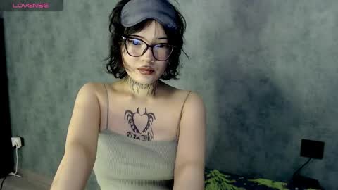 LizzieLight online show from 12.17.24