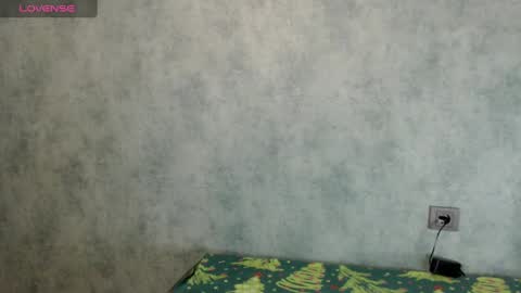 LizzieLight online show from 12.27.24