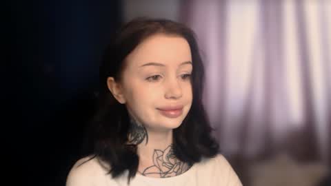 Snapshot of lizziesweety chatting on 12.17.24 liza liza liza online show from 12.17.24