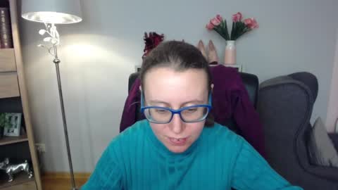 Snapshot of lizzy_sparkle chatting on 01.08.26 Lizzy online show from 01.08.26