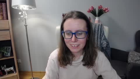 Snapshot of lizzy_sparkle chatting on 01.19.26 Lizzy online show from 01.19.26