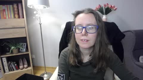 Snapshot of lizzy_sparkle chatting on 02.27.26 Lizzy online show from 02.27.26