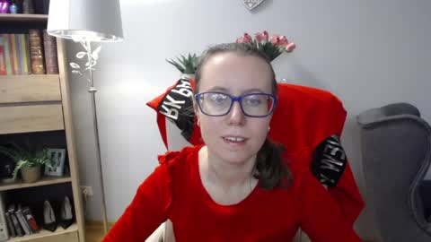 Snapshot of lizzy_sparkle chatting on 03.24.26 Lizzy online show from 03.24.26