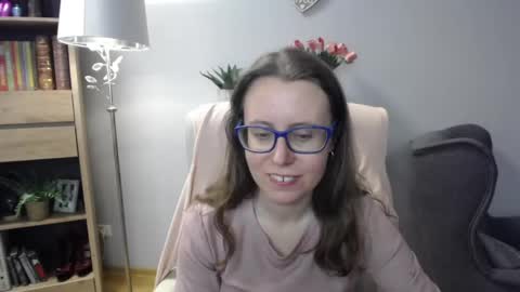 Snapshot of lizzy_sparkle chatting on 03.25.26 Lizzy online show from 03.25.26