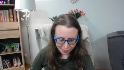 Snapshot of lizzy_sparkle chatting on 03.31.26 Lizzy online show from 03.31.26