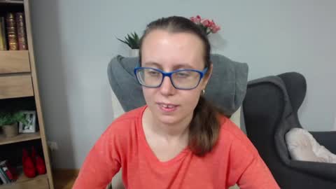 Snapshot of lizzy_sparkle chatting on 05.20.26 Lizzy online show from 05.20.26