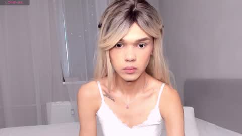 lizzydelrey online show from 07.12.26