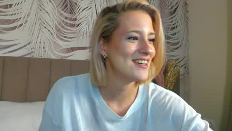 Snapshot of lizzysin chatting on 04.17.26 lizzysin online show from 04.17.26
