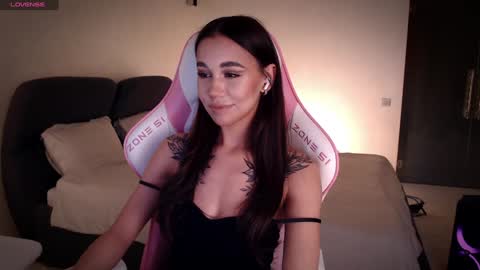 Linn my new page online show from 12.29.24