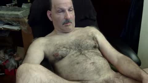 loades182025 online show from 12.23.25