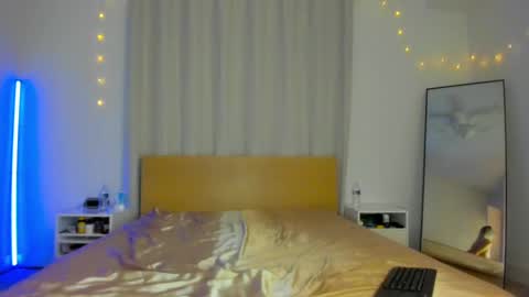 Snapshot of lodaddy_gets_dirty chatting on 02.23.25 lolo 3 online show from 02.23.25