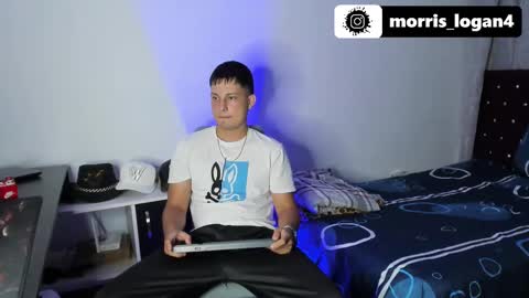 Logan morris online show from 02.02.25