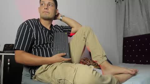 Logan morris online show from 02.08.25