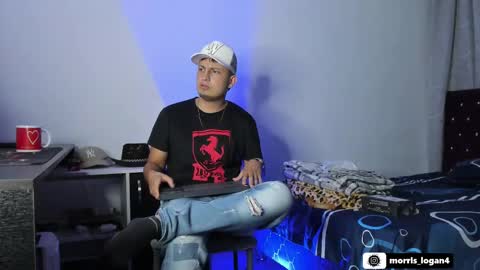 Logan morris online show from 02.18.25