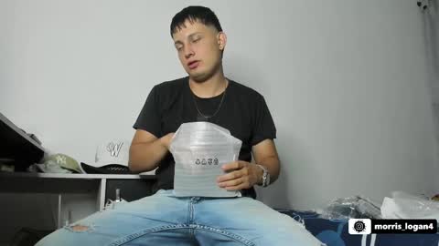 Logan morris online show from 02.22.25