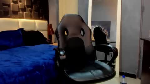 Snapshot of logan_varela chatting on 12.26.24 logan_varela online show from 12.26.24