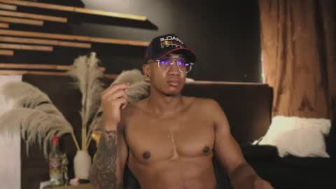 Snapshot of logan_varela chatting on 01.22.25 logan_varela online show from 01.22.25