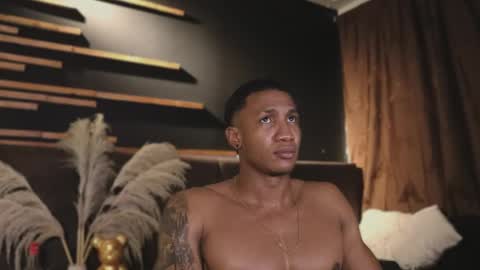 Snapshot of logan_varela chatting on 01.22.25 logan_varela online show from 01.22.25