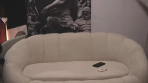 Snapshot of logan_varela chatting on 02.15.25 logan_varela online show from 02.15.25