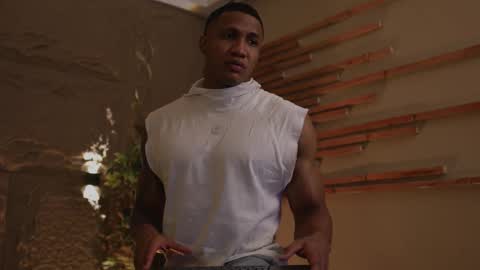 Snapshot of logan_varela chatting on 10.04.25 logan_varela online show from 10.04.25