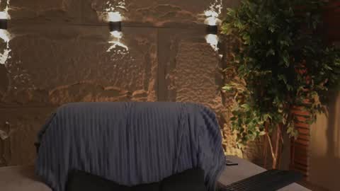 Snapshot of logan_varela chatting on 10.09.25 logan_varela online show from 10.09.25