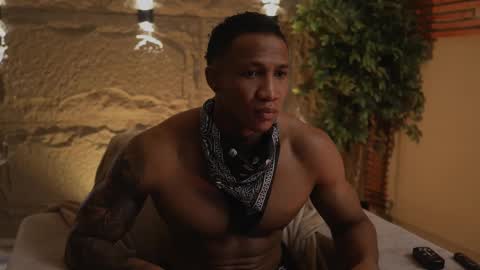 Snapshot of logan_varela chatting on 10.14.25 logan_varela online show from 10.14.25