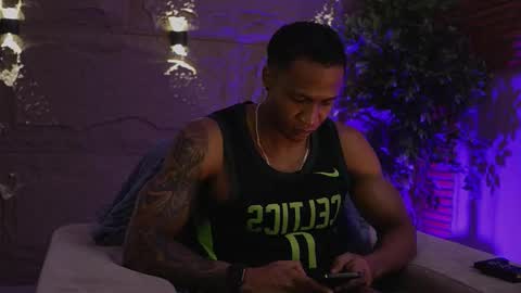 Snapshot of logan_varela chatting on 12.03.25 logan_varela online show from 12.03.25