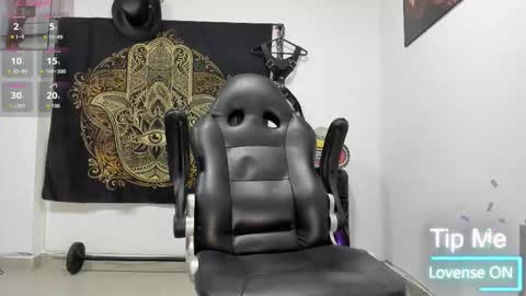 LOGAN WHITTERS online show from 02.10.26