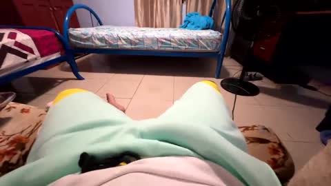 Snapshot of logandaimond chatting on 09.29.25 logandaimond online show from 09.29.25