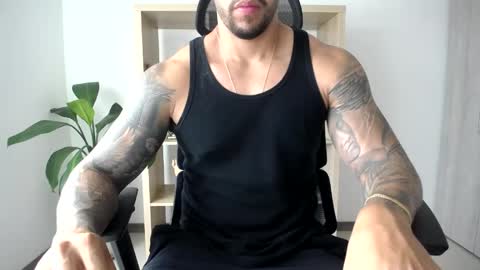 Logan Wolfp online show from 05.05.26