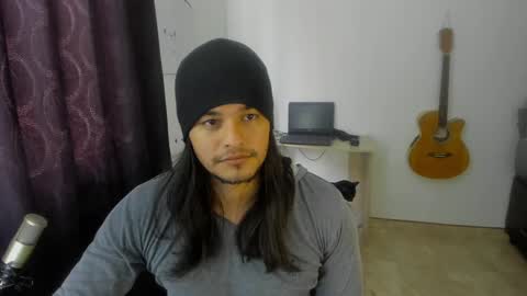 Snapshot of loganhot22 chatting on 01.02.25 Logan online show from 01.02.25