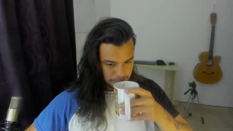 Snapshot of loganhot22 chatting on 01.03.25 Logan online show from 01.03.25