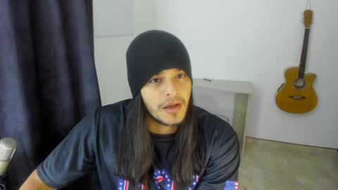 Snapshot of loganhot22 chatting on 01.07.25 Logan online show from 01.07.25