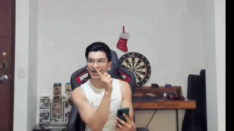 Snapshot of logannick chatting on 01.20.25 Logan online show from 01.20.25