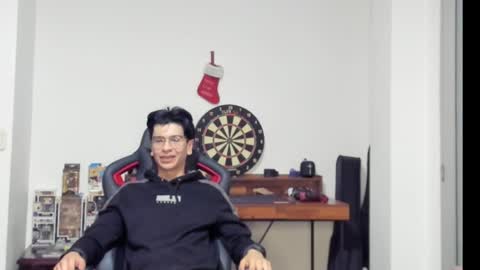 Snapshot of logannick chatting on 01.21.25 Logan online show from 01.21.25