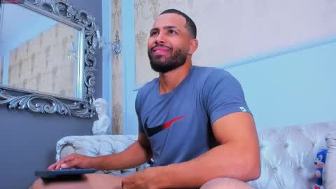 Snapshot of logansimmons chatting on 09.09.25 U can call me Logan online show from 09.09.25