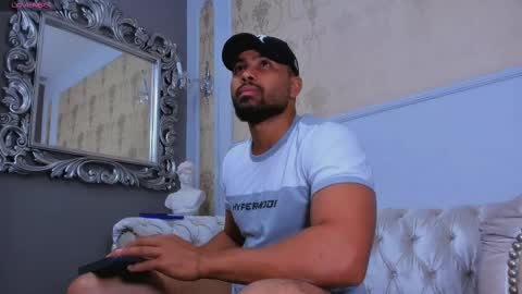 Snapshot of logansimmons chatting on 10.06.25 U can call me Logan online show from 10.06.25