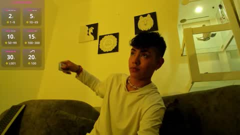 logantwink18 online show from 09.14.25