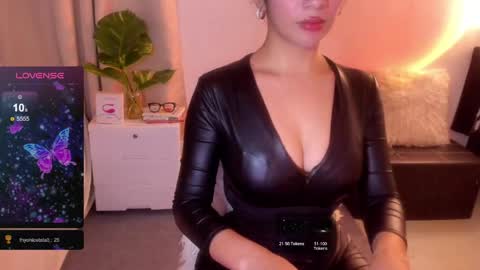 Mistress L online show from 05.13.26