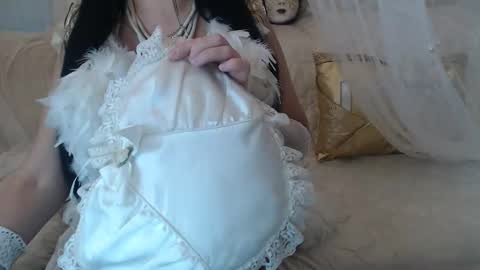 Lilu online show from 01.11.26