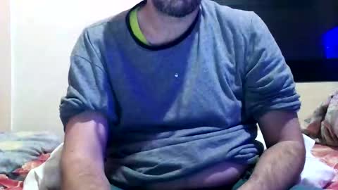 Snapshot of lokito83 chatting on 12.20.25 lokito83 online show from 12.20.25